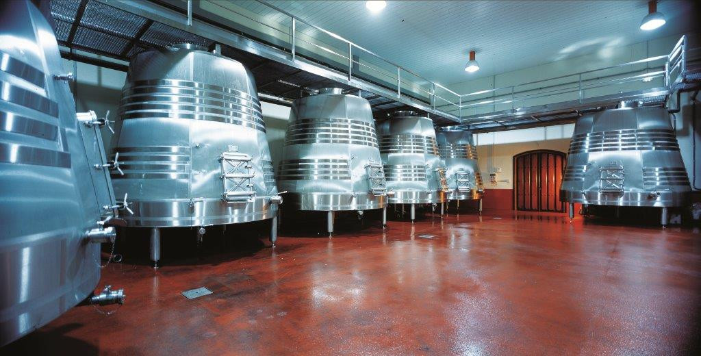 depositos.jpg BODEGAS PEÑAFIEL