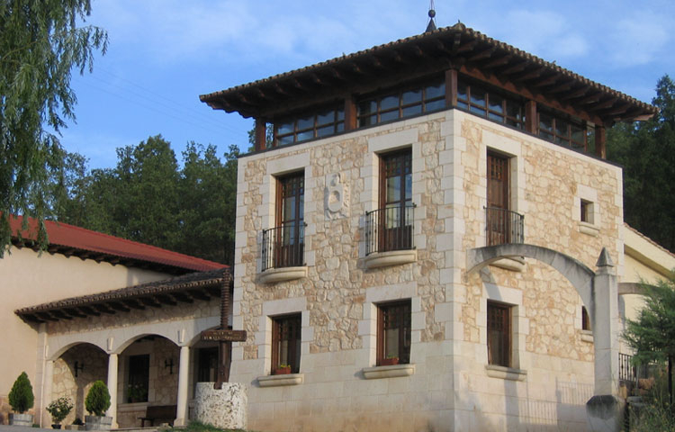 edificio_exterior.jpg BODEGAS ISMAEL ARROYO