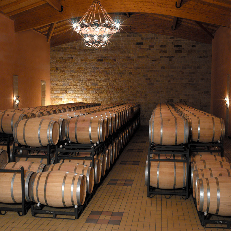 sala_barricas_campos_goticos_men.res__1.jpg FINCA CAMPOS GÓTICOS